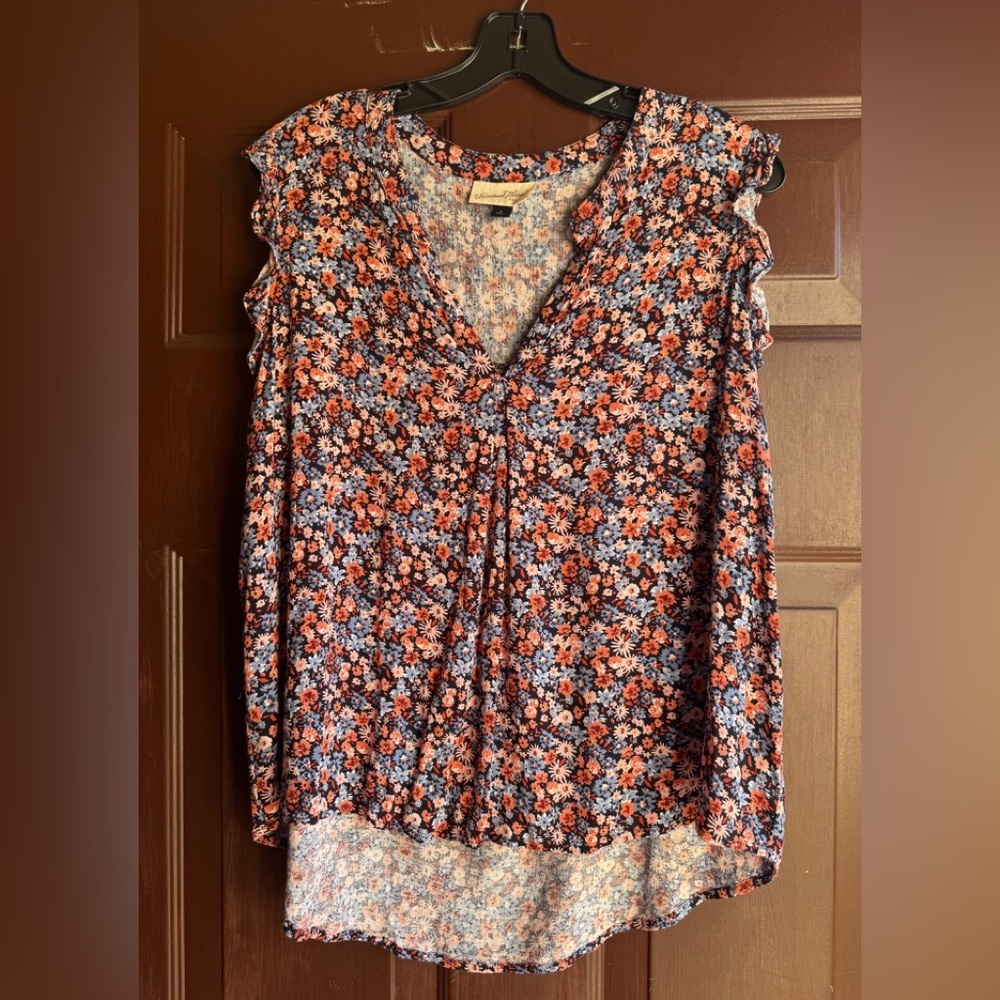 Universal Thread Ruffled Ruffled Sleeveless Floral Top Size Large
